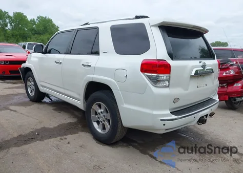 2011 Toyota 4Runner Sr5 V6 из США, поврежденный, VIN JTEBU5JR1B5033209